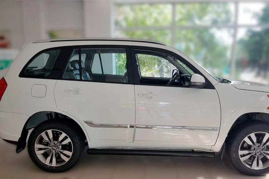 Chery Tiggo 3 2005– Sidebars Black (2 st., RVS) Image