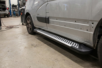 Renault Master 2011–2023 Side steps Line (2 stuks, aluminium) foto 1