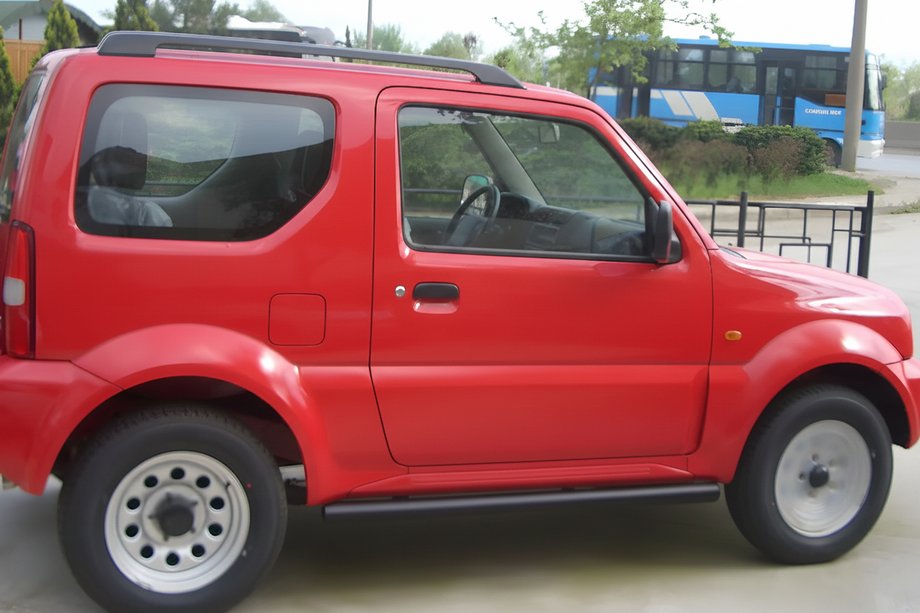 Suzuki Jimny 1998–2018 Sidebars Black (2 st., RVS) Image