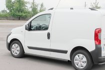 Peugeot Bipper 2008–2017 Sidebars Ø60 Black (2 stuks, RVS) foto 1