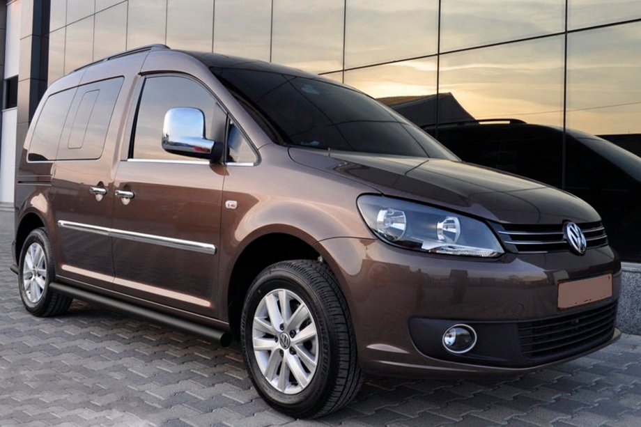 Volkswagen Caddy 2015–2020 Sidebars BB001 Black (2 stuks, RVS) Image
