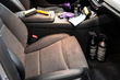 Zo onderhoud je Alcantara in het auto-interieur foto 1