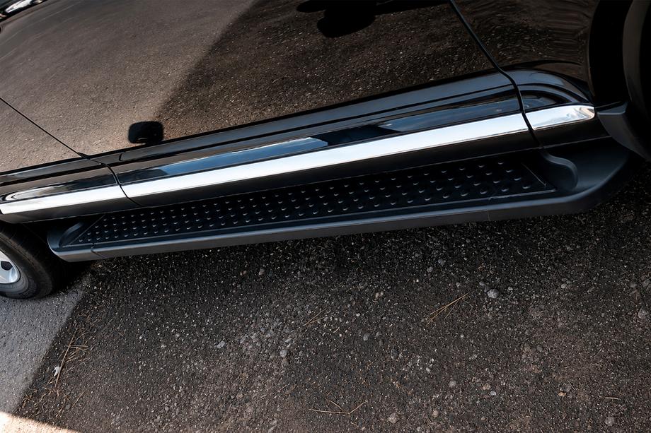 Volkswagen Touareg 2010–2018 Allmond Black zijtreden (2 st., aluminium) Image