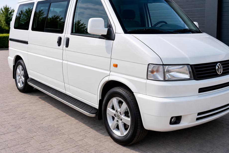 Volkswagen T4 Caravelle/Multivan 1990–2003 Side steps Tayga Grey (set van 2, aluminium) Image