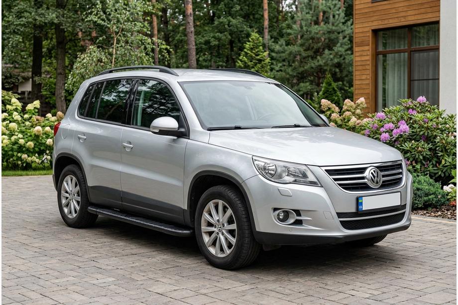 Volkswagen Tiguan 2007–2016 Bosphorus Black side steps (2 st., aluminium) Image