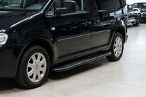 Volkswagen Caddy 2010–2015 Bosphorus Black side steps (2 st., aluminium) Standaard basis foto 1