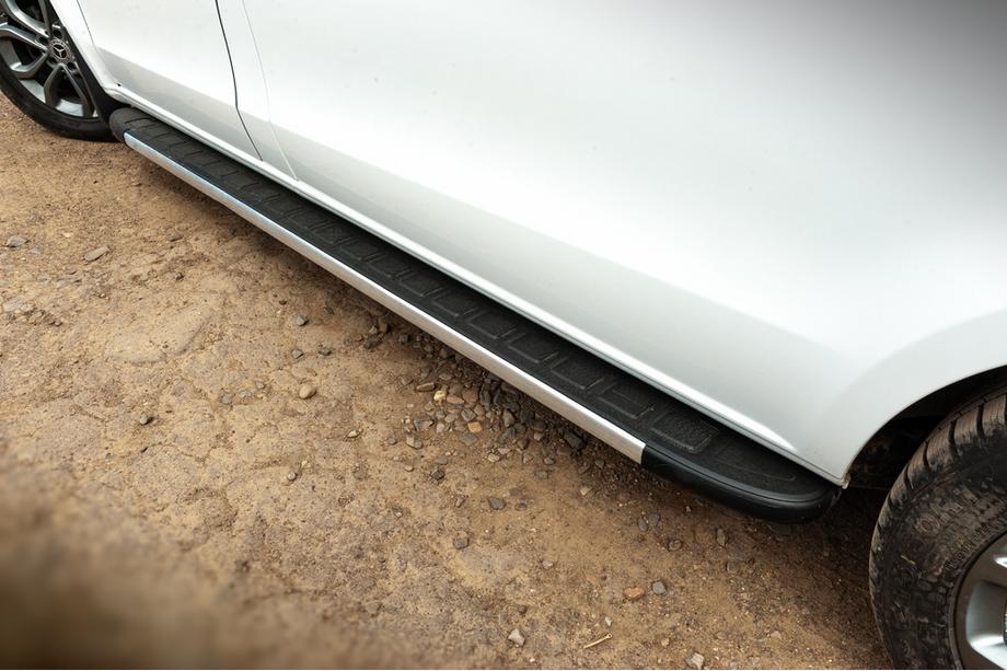 Mercedes Vito/V-klasse W447 2014– Duru side steps (2 stuks, aluminium) Extra lang (ExtraLong) Image