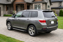 Toyota Highlander 2008–2013 Zijtreden RedLine V1 (2 stuks, aluminium) foto 1