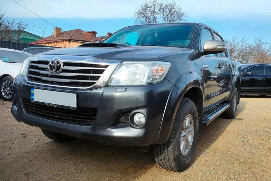 Toyota Hilux 2006–2015 Sunrise side steps (set van 2, aluminium) Image