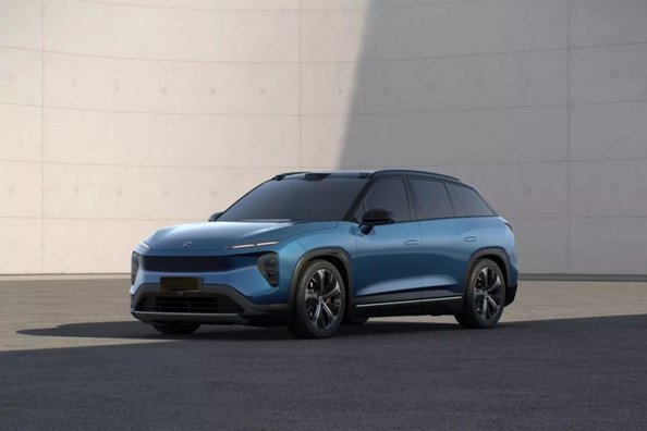 Review van de Nio ES7: krachtige elektrische crossover met een actieradius tot 930 km Foto 2