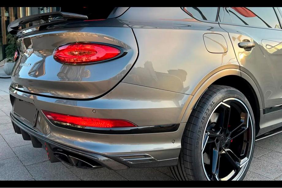 Bentley Bentayga 2015–2025 LRT-Design Carbon bodykit Foto 7