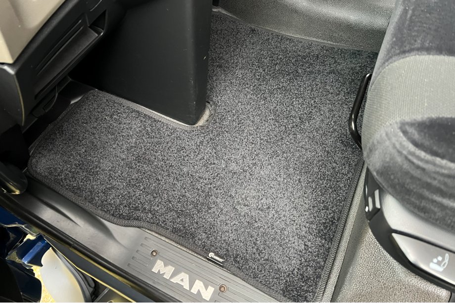 MAN TGX 2020– Textiele automatten Deluxe (Zwart) Image