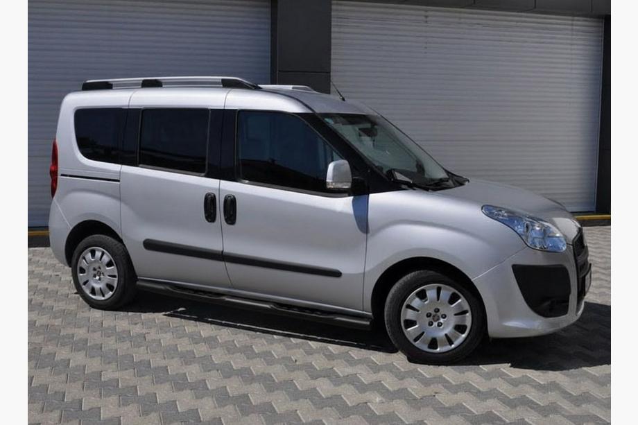 Fiat Doblo II 2010–2022 Sidebars Black (2 st., RVS) 70 mm, Maxi basis Foto 2