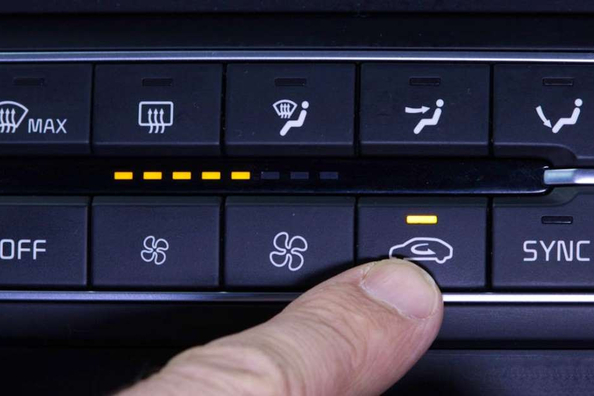 Zo gebruik je de luchtcirculatie in de auto op de juiste manier?