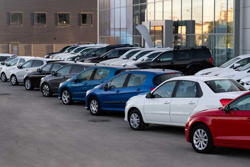 Nieuw of tweedehands: welke auto is het beste voor beginners?