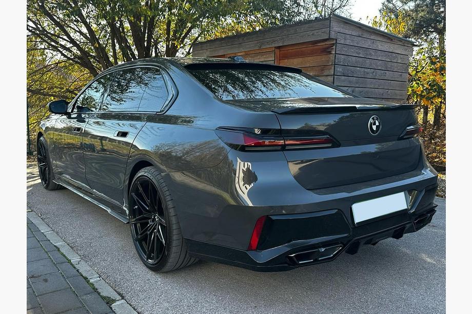 BMW 7 Serie G70/G71 2022– Spoiler Image