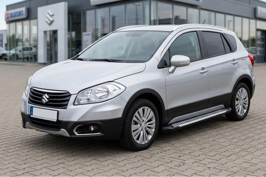 Suzuki SX4 S-Cross 2013–2016 Side steps Line (2 stuks, aluminium) Image