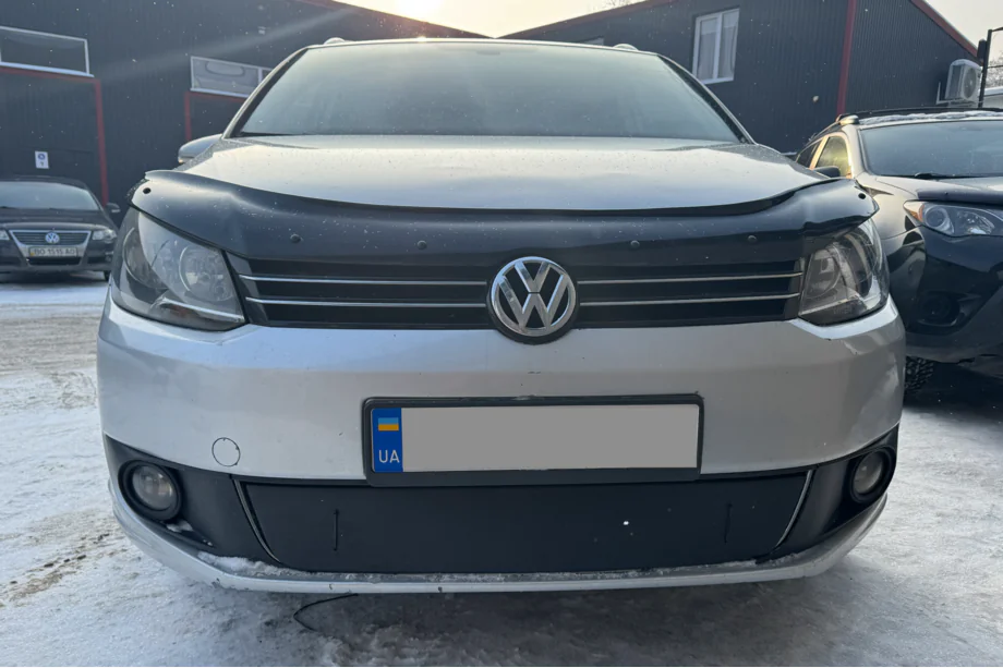 Volkswagen Touran 2010–2015 Winterafdekking radiateurgrille (onderste) Foto 5