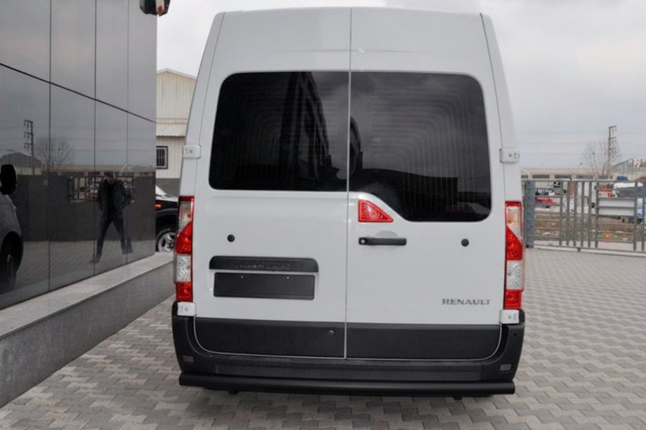 Nissan NV400 2010–2024 Achterbeugel Black (RVS) Image