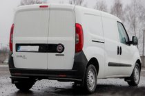 Fiat Doblo II 2010–2022 Achterhoekbeugels AK003 Black (RVS) foto 2