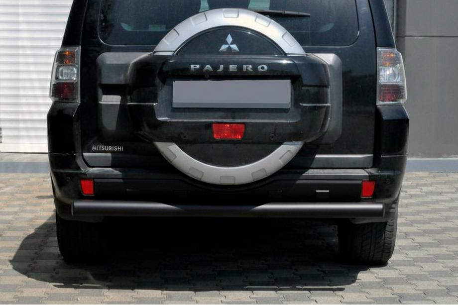 Mitsubishi Pajero Wagon IV 2006–2021 Achterbeschermbeugel AK002 Black (RVS) Foto 1