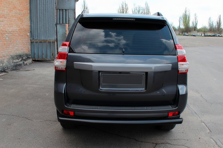 Toyota Land Cruiser Prado 150 2009–2023 Achterbeschermbeugel AK002 Black (RVS) Foto 8