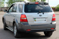 Kia Sorento I BL 2002–2009 Achterbeschermbeugel AK002 Black (RVS) foto 3
