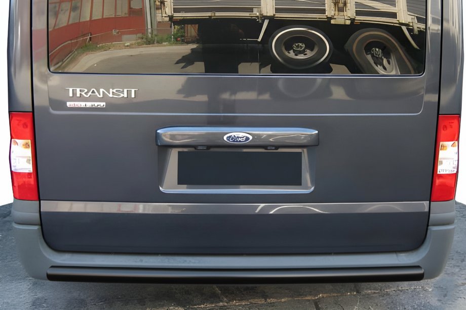 Ford Transit 2000–2014 Achterbeschermbeugel AK002 Black (RVS) Image