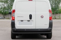 Fiat Fiorino/Qubo 2008–2024 Achterbumperbeschermer Black (RVS) foto 3