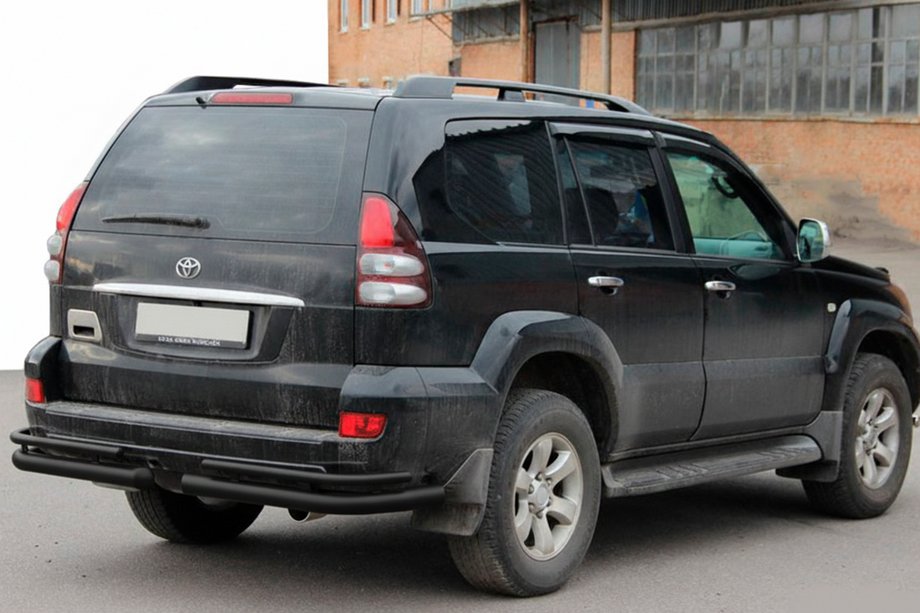 Toyota Land Cruiser Prado 120 2002–2009 Achterste dubbele hoekbeugels AK003-1 Black (2 stuks, RVS) Image