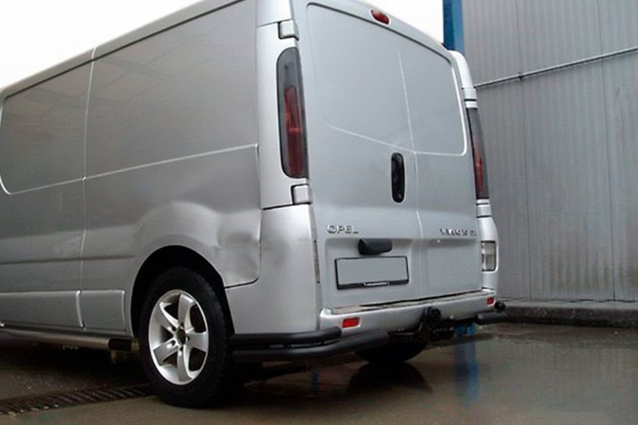 Nissan Primastar 2002–2014 Achterhoekbeugels AK003-Подвійний Zwart (RVS) Image