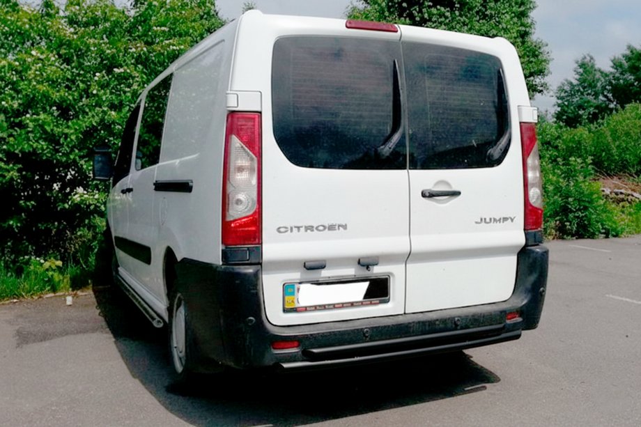 Peugeot Expert 2007–2016 Achterbeschermbeugel AK-002-Dubbel Black (RVS) Image