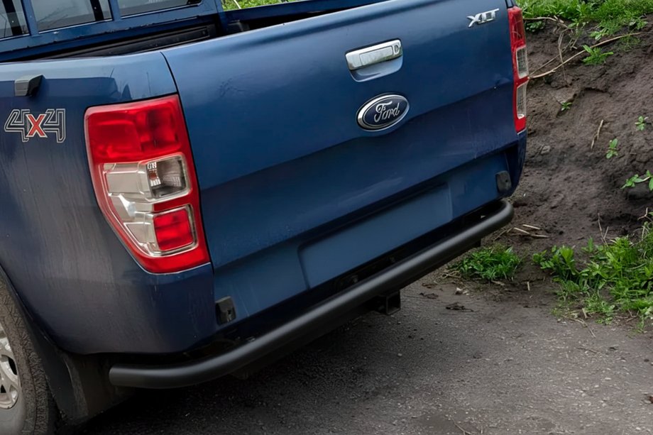 Ford Ranger 2011–2022 Achterbeschermbeugel AK005 Black (2011-2018, RVS) Image