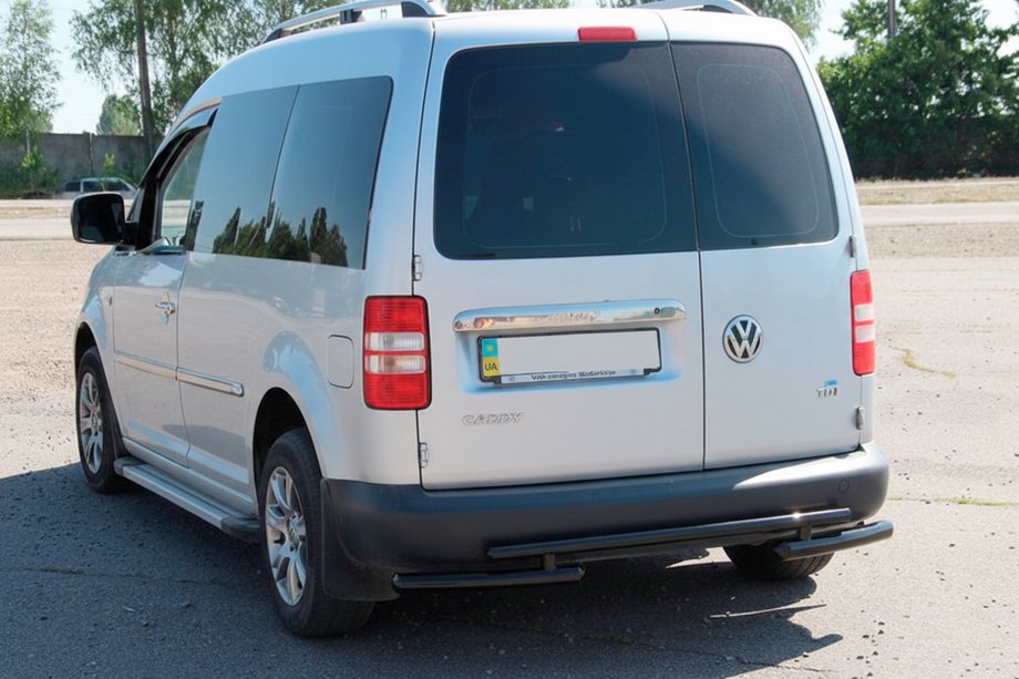 Volkswagen Caddy 2004–2010 Achterbeugel AK003-2 Black (2 stuks, RVS) Foto 3