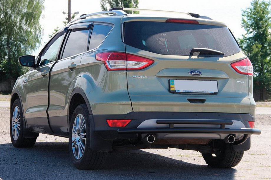 Ford Kuga/Escape 2013–2019 Achterste rolbeugel AK002-2 Black (RVS) Image