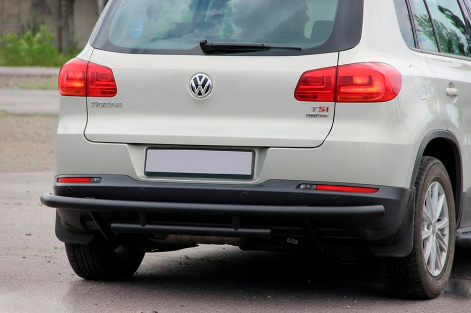 Volkswagen Tiguan 2007–2016 Achterbumperbescherming AK002-2 Black (RVS) Image