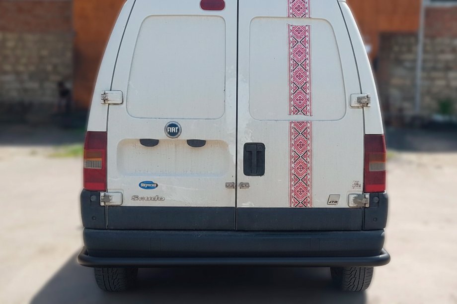 Fiat Scudo 1996–2007 Achterbeschermbeugel AK005 Black (RVS) Image