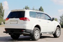 Mitsubishi Pajero Sport 2008–2015 Achterbumperbescherming AK003-Special Black (2 stuks, RVS) foto 3