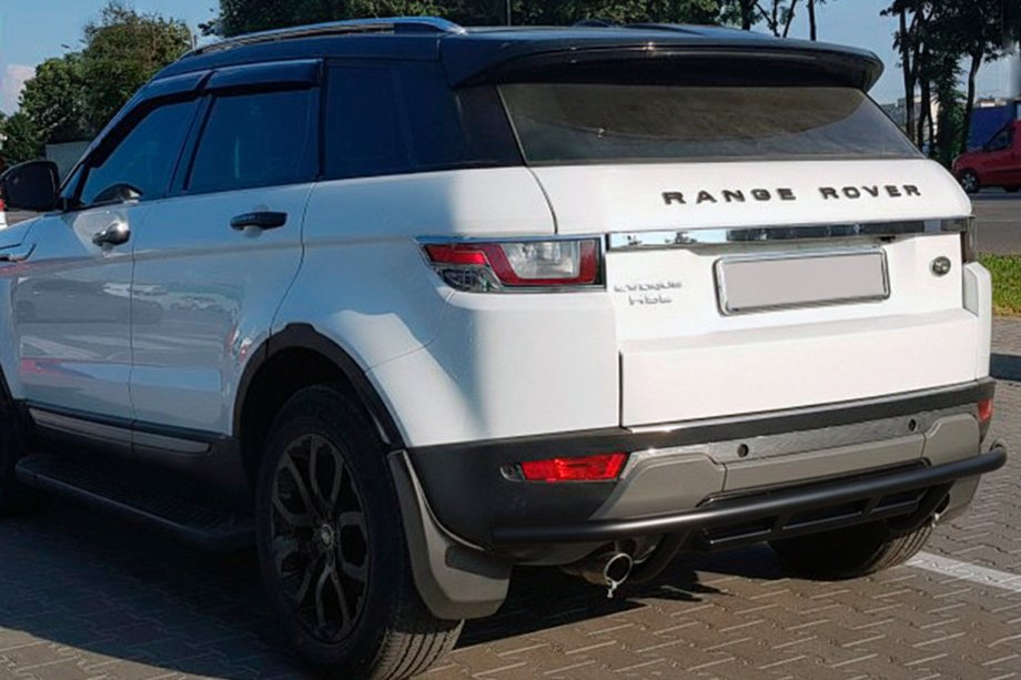 Range Rover Evoque 2012–2018 Achterbeschermbeugel AK005-1 Black (RVS) Image