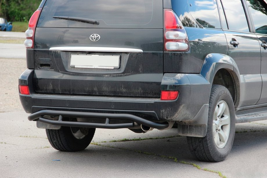 Toyota Land Cruiser Prado 120 2002–2009 Achterbumperbescherming AK008-1 Black Foto 4
