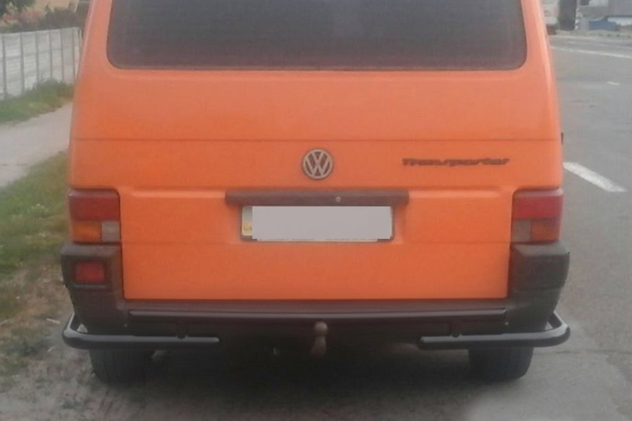 Volkswagen T4 Caravelle/Multivan 1990–2003 Achterbeugel AK003-2 Black (RVS) Foto 1