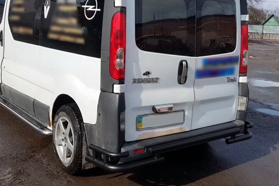 Renault Trafic 2001–2015 Achterbeschermbeugel AK-Special Black (RVS) Image