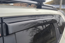 Renault Duster 2024– Winddeflectoren voor zijruiten EuroCap (4 stuks) foto 3