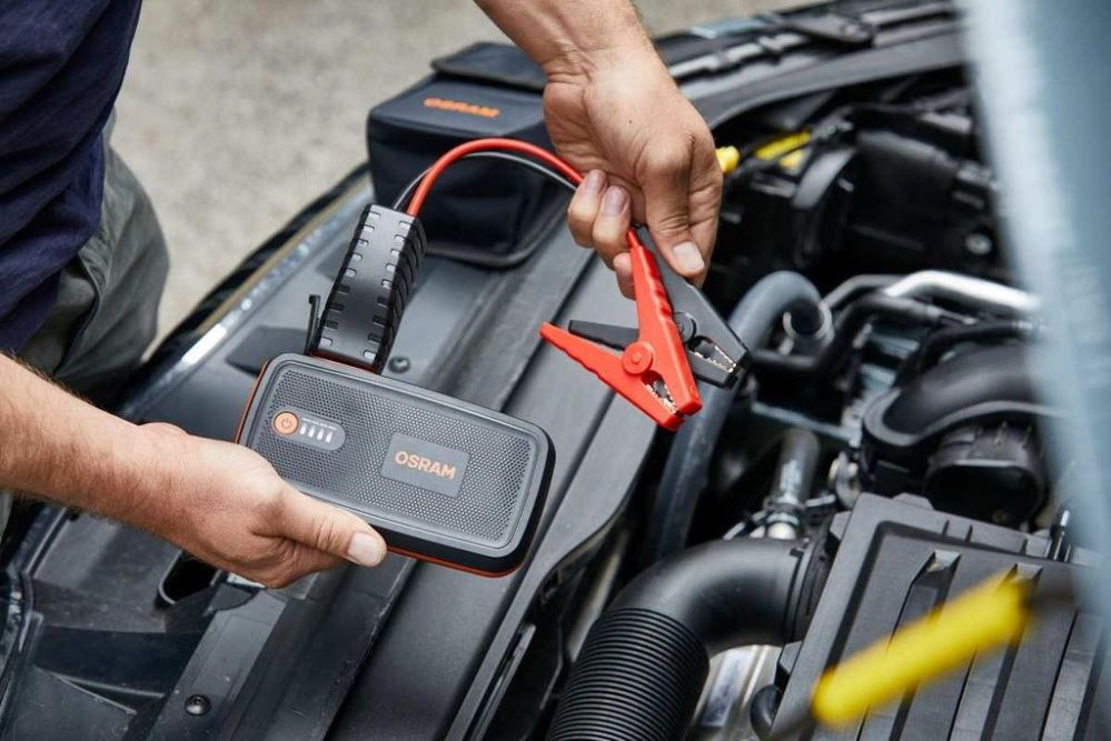 Hoe kies je een jumpstarter voor je auto?