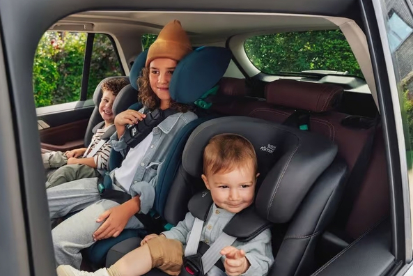 Welk autostoeltje kiezen? Complete gids voor verantwoordelijke ouders Foto 1