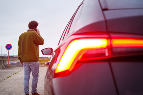 Waarom gaat het autoalarm af? Belangrijkste oorzaken en oplossingen