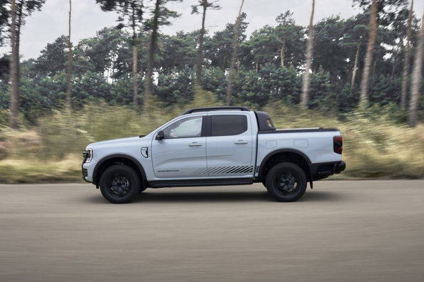 Ford Ranger Plug-in Hybrid (2025): review van de eerste PHEV-pick-up van het merk Foto 4