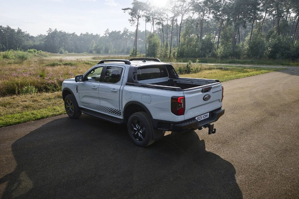 Ford Ranger Plug-in Hybrid (2025): review van de eerste PHEV-pick-up van het merk Foto 2