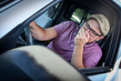 Waarom ruikt het in de auto naar uitlaatgassen? foto 1