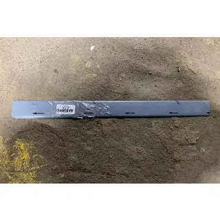 Uitverkoop chromen sierstrip boven kentekenplaat (RVS) foto 2